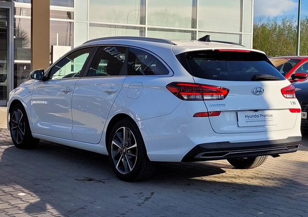 Hyundai I30 cena 92900 przebieg: 88840, rok produkcji 2021 z Czersk małe 667